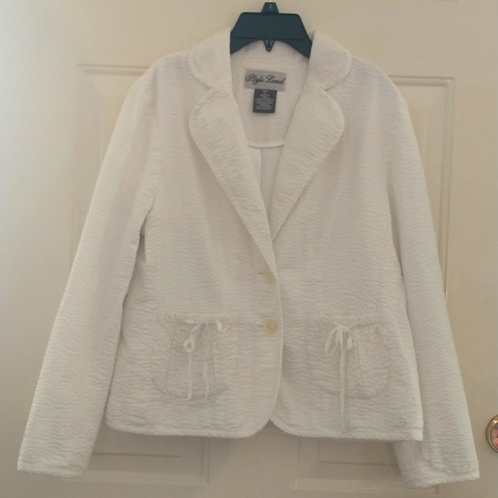 Women size 12  cotton blazer